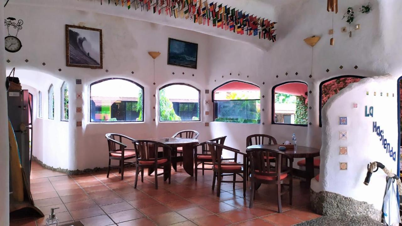 Hotel La Hasienda Kupang  Exterior foto